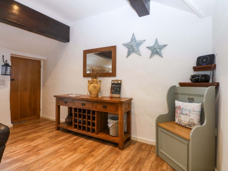 Cosy Cottage, listing photograph 10