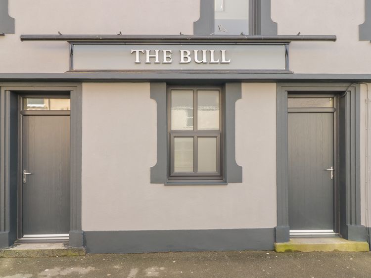 The Bull Inn, listing photograph 2