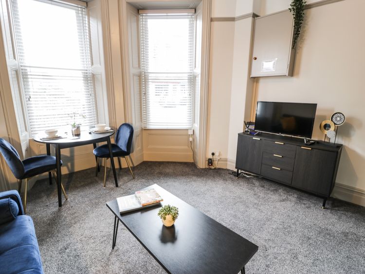 Sapphire Suite, listing photograph 6