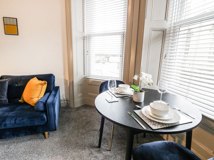 Sapphire Suite, listing photograph 7