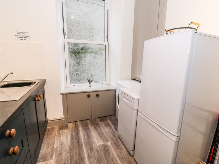 Sapphire Suite, listing photograph 10