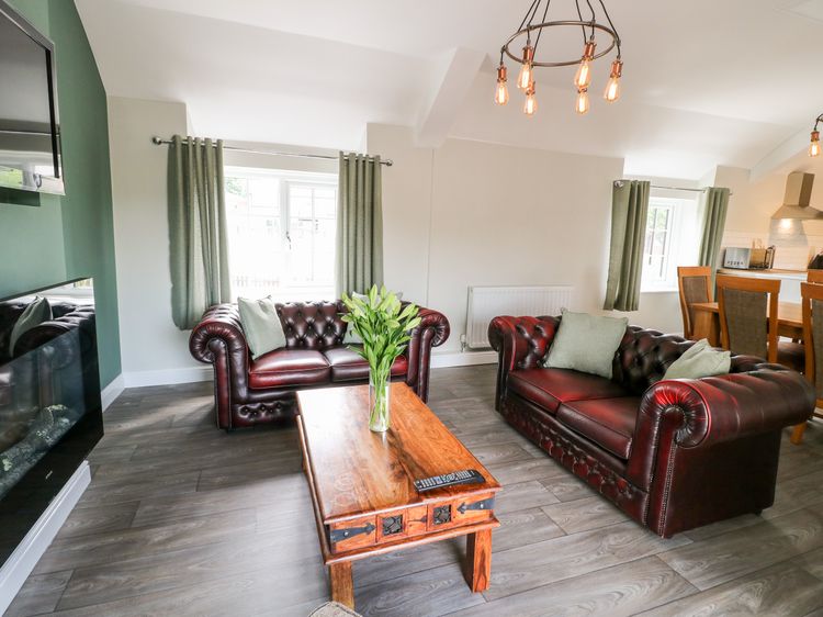 The Loft at The George, listing photograph 6