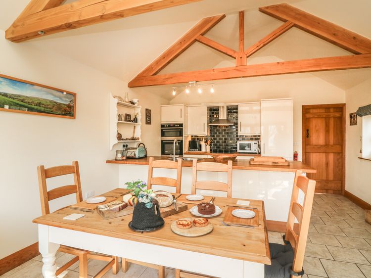 Old Hall Byre, listing photograph 9
