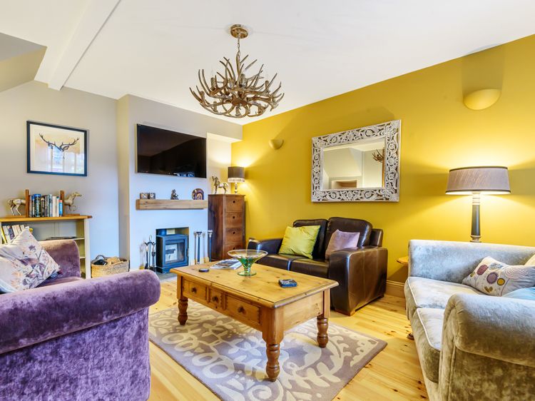 Old Village House, listing photograph 3