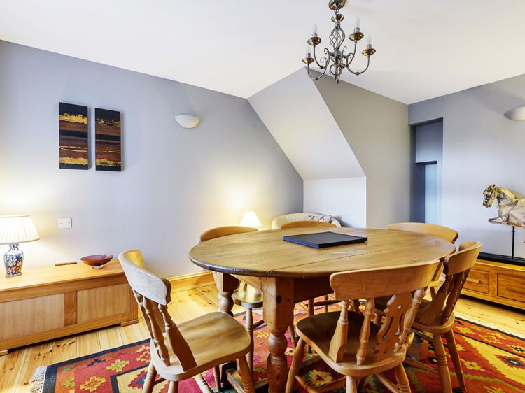 Old Village House, listing photograph 6