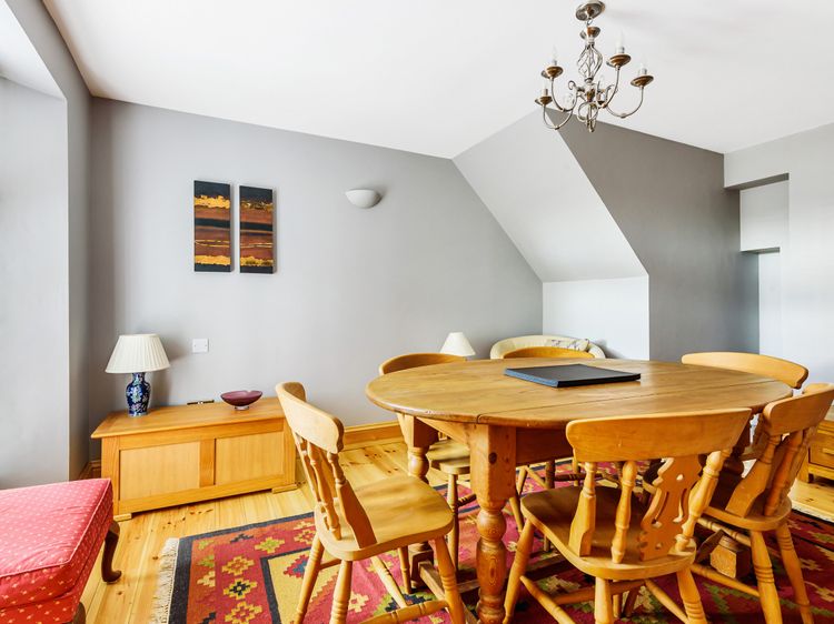 Old Village House, listing photograph 8