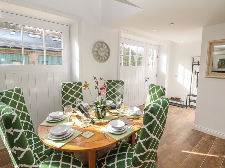 Chestnut Cottage, listing photograph 8