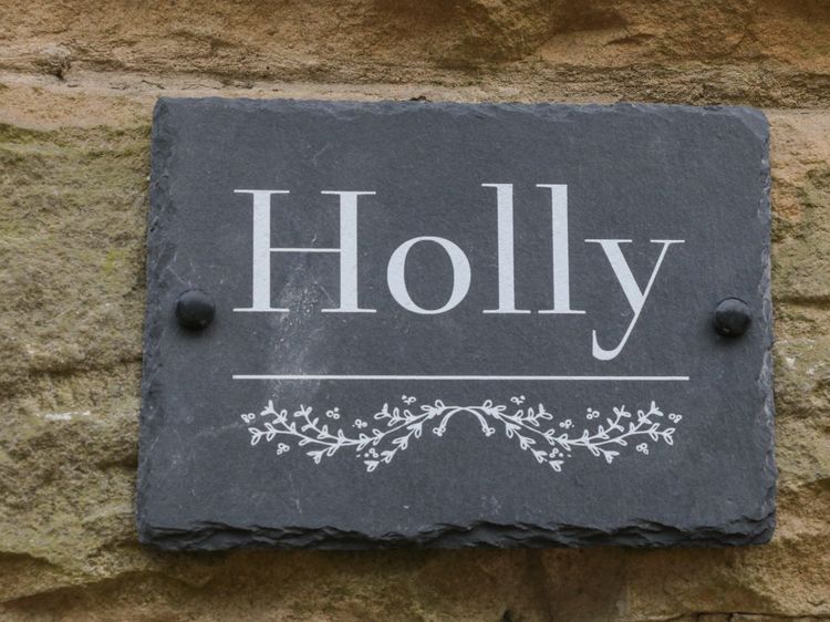 Holly Cottage, listing photograph 2