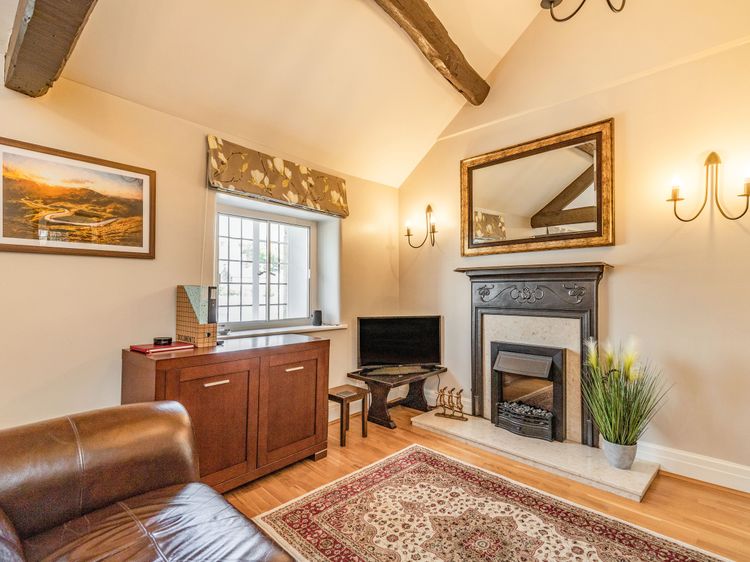 Dales Croft Apartment, listing photograph 9