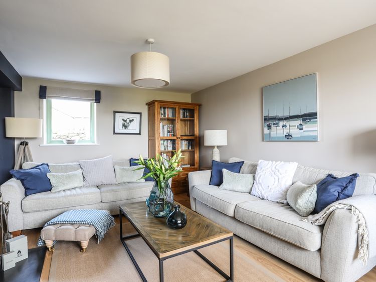 Dolwaenydd, listing photograph 11