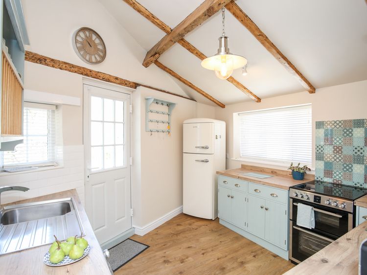 Bryn Coed, listing photograph 12