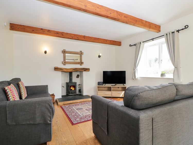 Glen Cottage, listing photograph 4