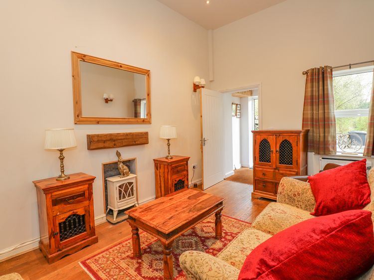 The Stables, listing photograph 5