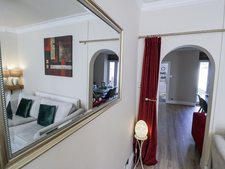 Apartment 1 - Llandudno Central, listing photograph 7