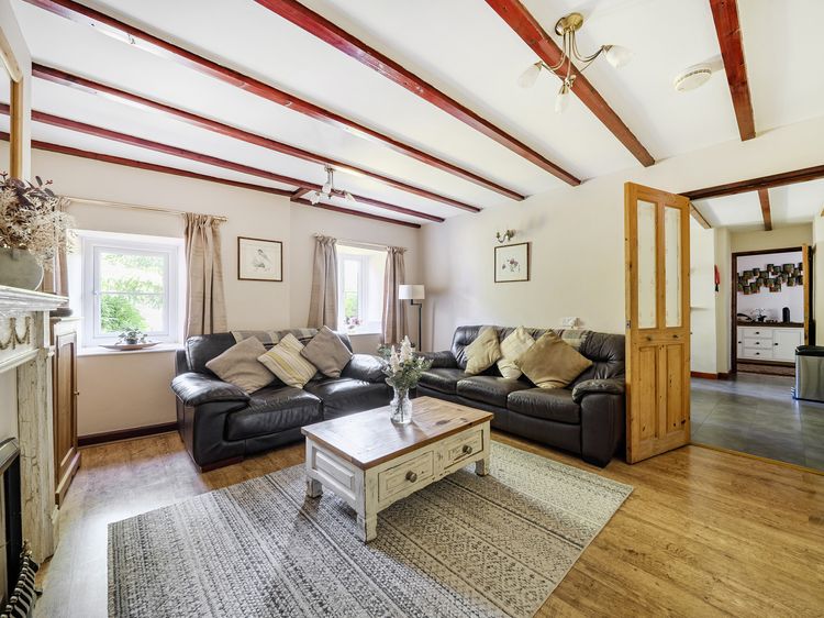 Tyn Y Ffynnon, listing photograph 8
