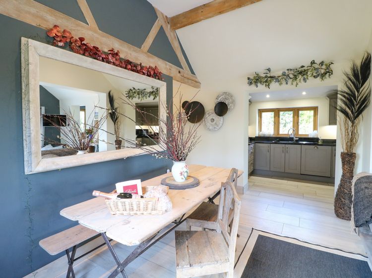 Ladycroft Barn, listing photograph 8