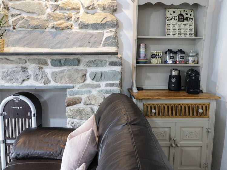 The Toll House, listing photograph 7