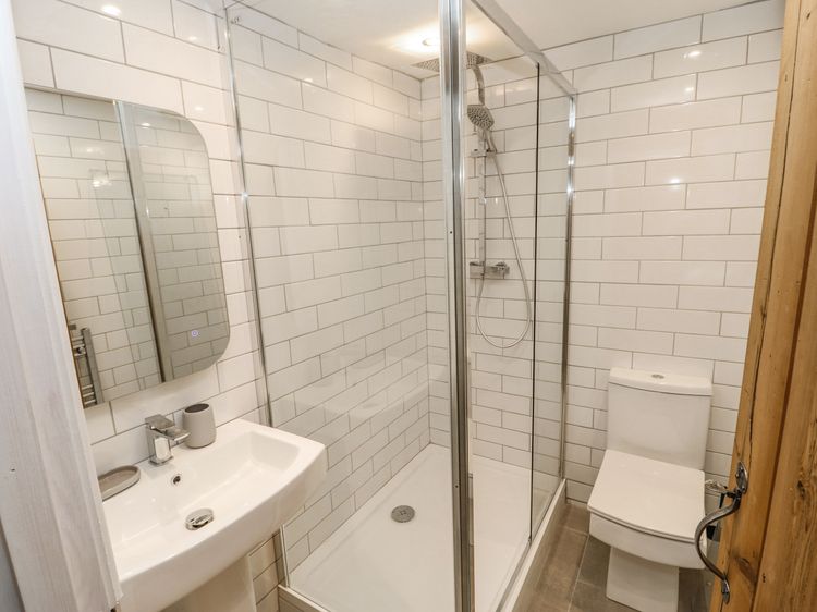 3 Settlebeck Cottages, listing photograph 12
