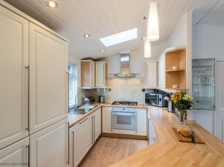 Broad Larch Lodge, listing photograph 8