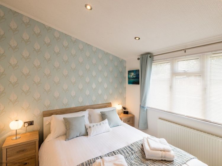 Broad Larch Lodge, listing photograph 10