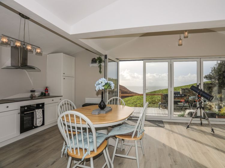 Bryn Y Mor, listing photograph 10
