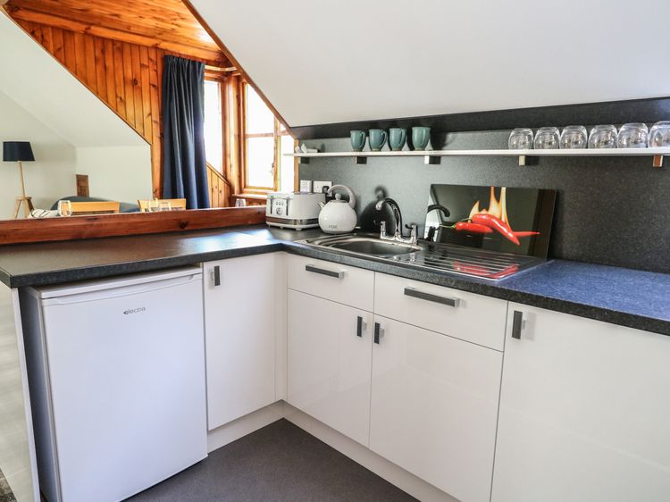 Upper Brackendale, listing photograph 7