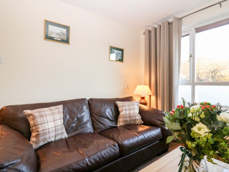 10 Annesley Park, listing photograph 4