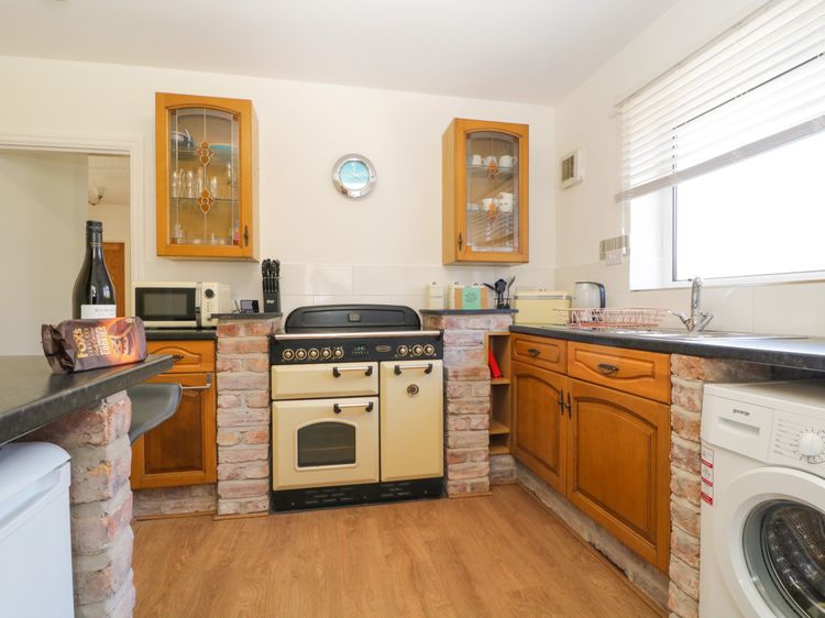 Driftwood Cottage, listing photograph 6
