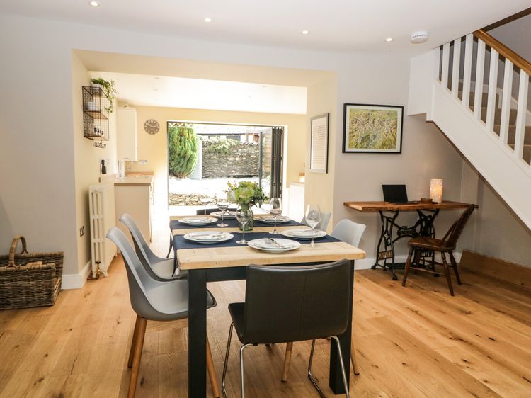 Hugill Cottage, listing photograph 11