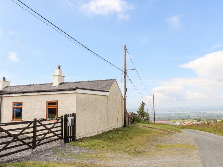 Penrallt Fawr, listing photograph 3