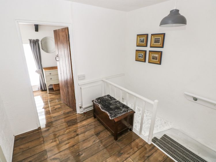 Albert House, listing photograph 9