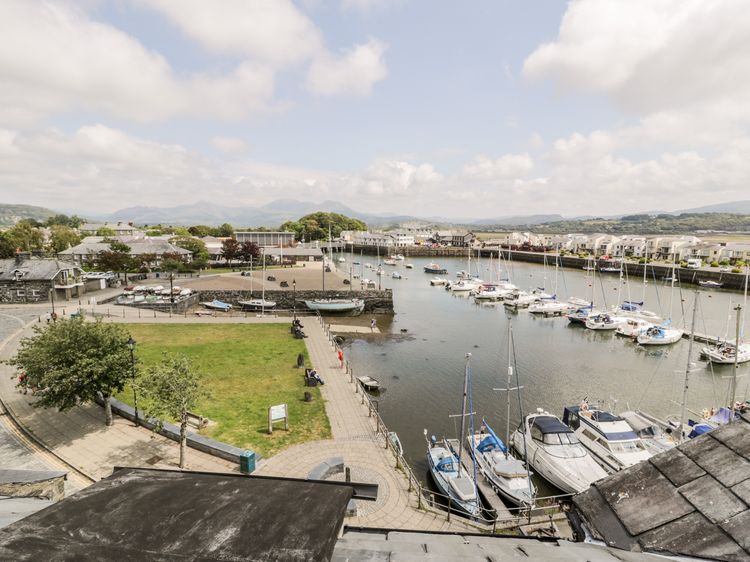 The Sail Loft, listing photograph 11