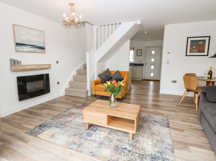 15 Parc Delfryn, listing photograph 6