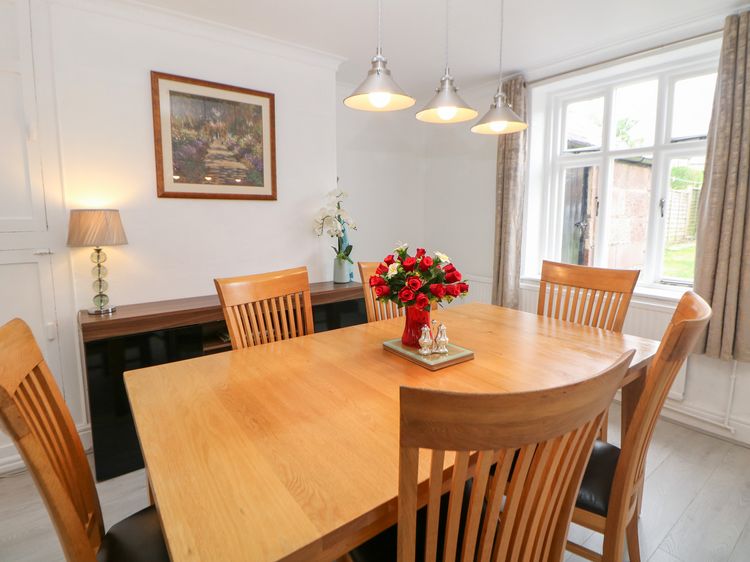 Cherry Tree Cottage, listing photograph 7