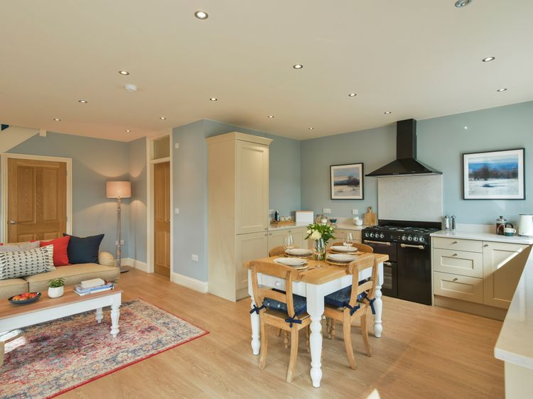 Walton House Cottage, listing photograph 12