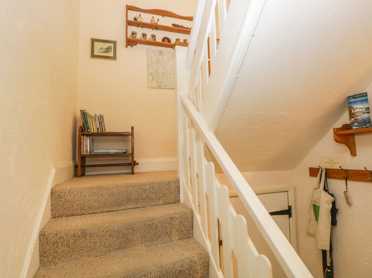 Tyee Cottage, listing photograph 10