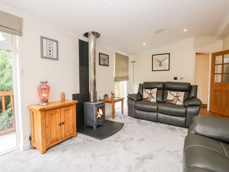 Robin Lodge, listing photograph 4