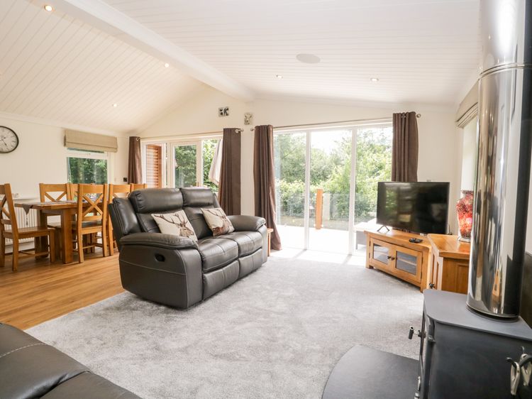 Robin Lodge, listing photograph 6