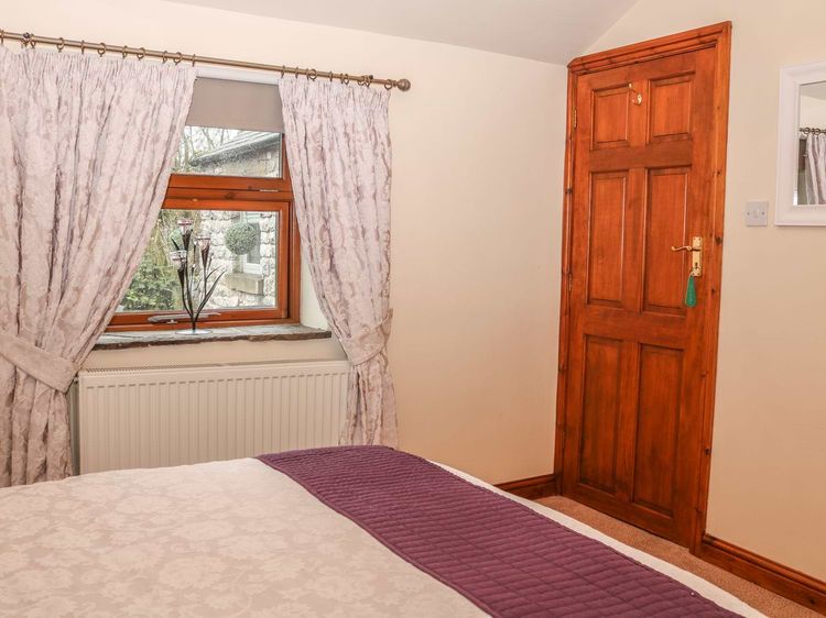 The Church Inn Cottage, listing photograph 10