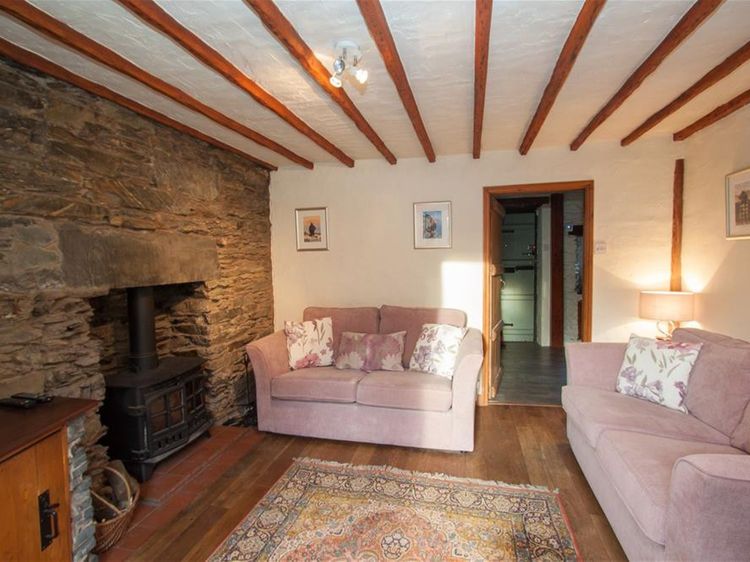 Rustic Cottage, listing photograph 5