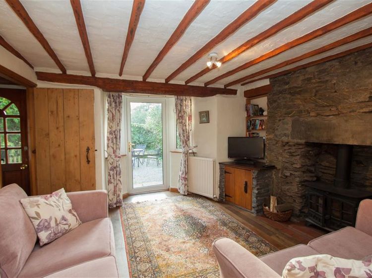 Rustic Cottage, listing photograph 6