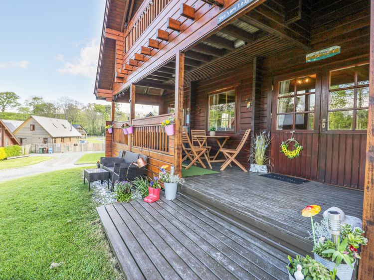 Sun View Lodge, listing photograph 2
