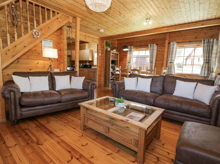 Sun View Lodge, listing photograph 7