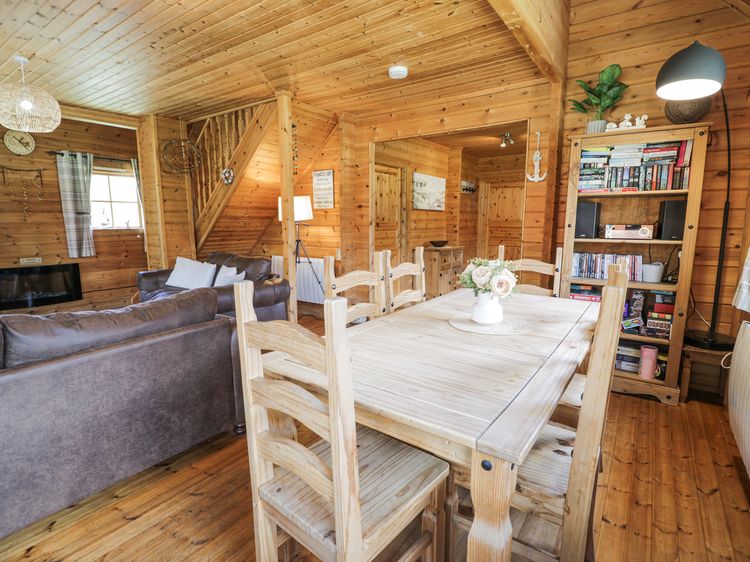 Sun View Lodge, listing photograph 10