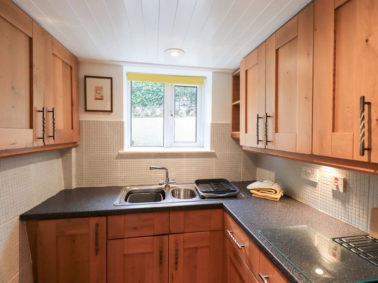 Squirrel Cottage, listing photograph 11