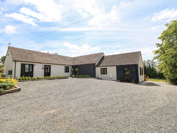 The Den, Bank Top Farm, listing photograph 3