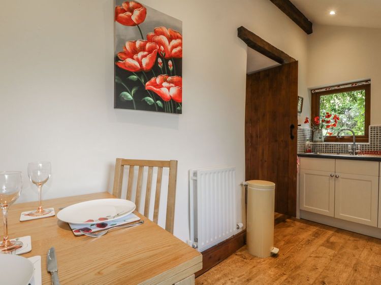 Poppy Cottage, listing photograph 6