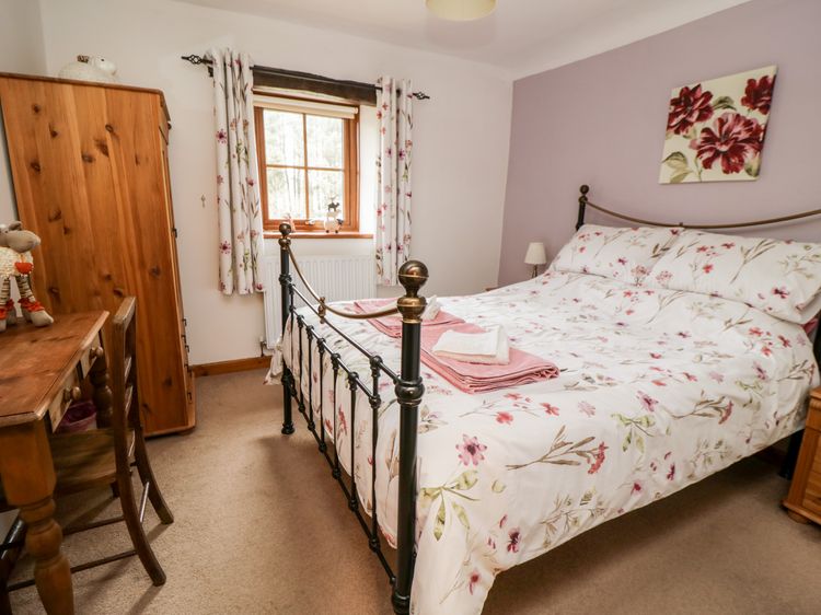 Lavender Cottage, listing photograph 6