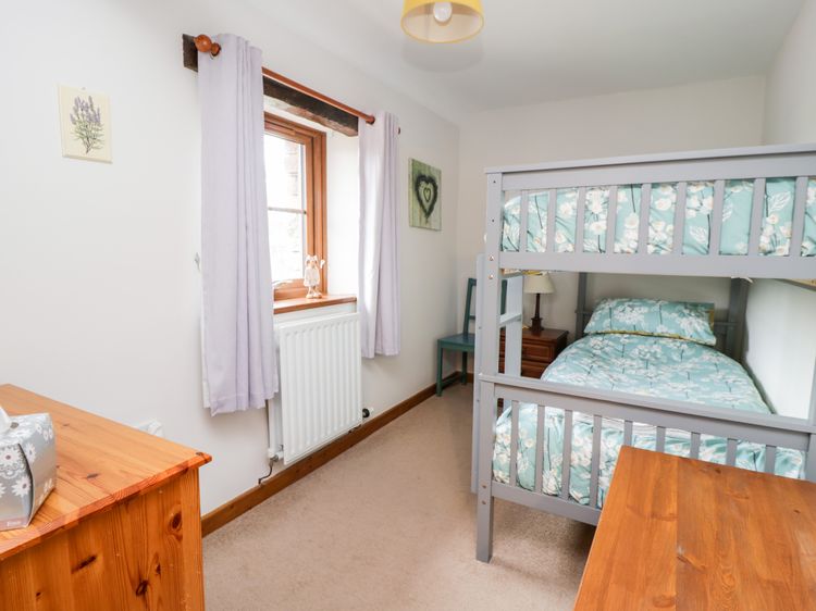 Lavender Cottage, listing photograph 9