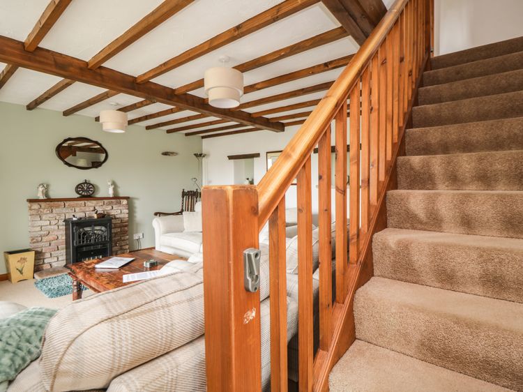 Daisy Cottage, listing photograph 3